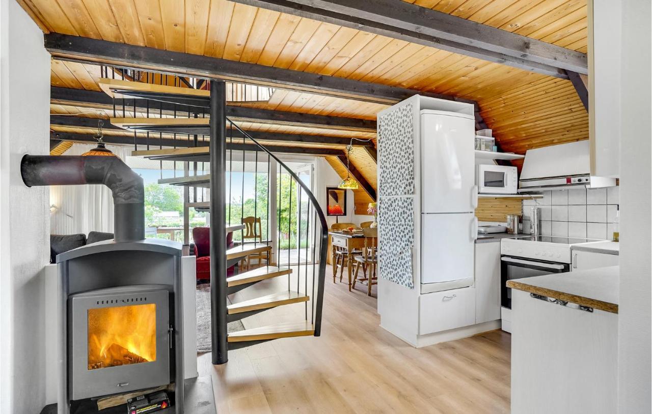 Amazing Home In Logstrup With Kitchen Buitenkant foto